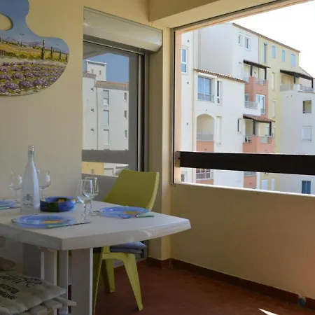 Cap D'agde, 3 Pieces, 4 Personnes - Fr-1-249-294 *